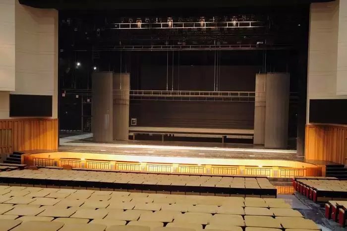杭州蕭山大劇院舞臺木地板